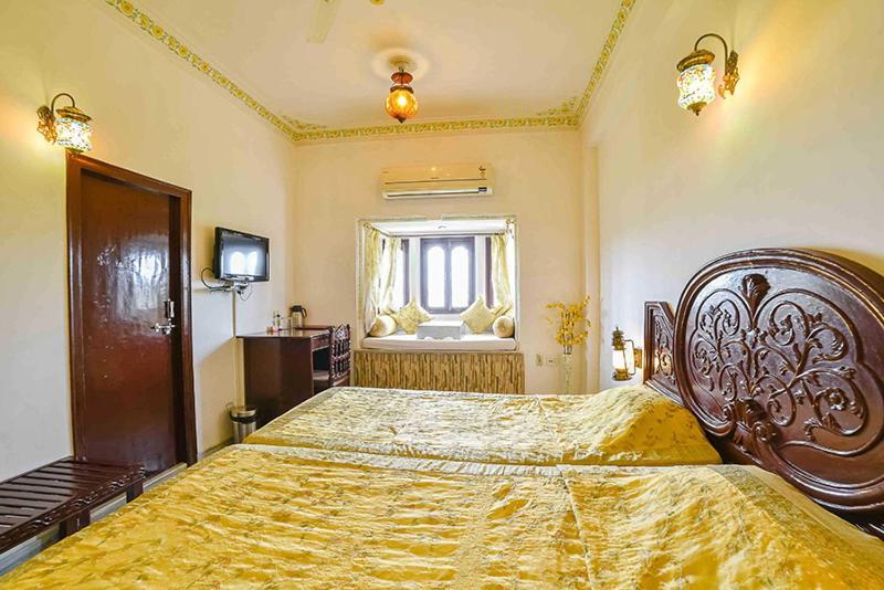 Hotel Sargam Sadan Udaipur Buitenkant foto