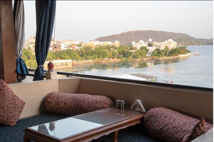 Hotel Sargam Sadan Udaipur Buitenkant foto